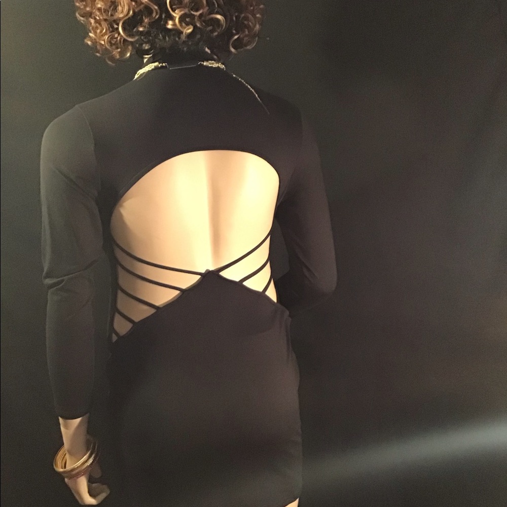 Dress - Picture 2 of 2